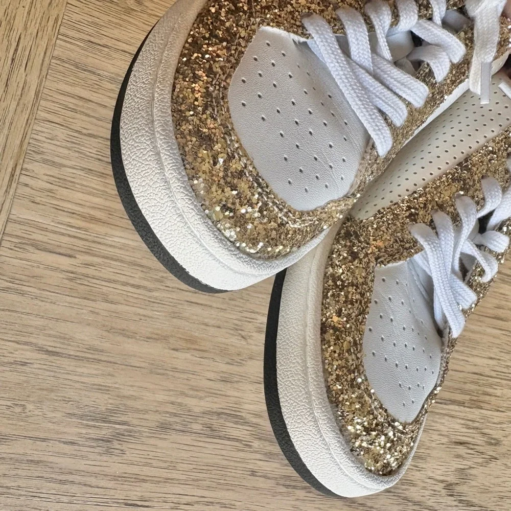 $120 VINTAGE HAVANA Gold Glitter Calf Hair Sneakers Camo Tennis‎ Shoe SIZE 8 EUC
